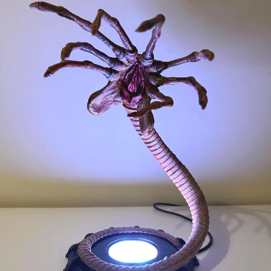 Alien Facehugger Lamp Nightlig - đánh giá và giá Pumpkin Lantern Halloween